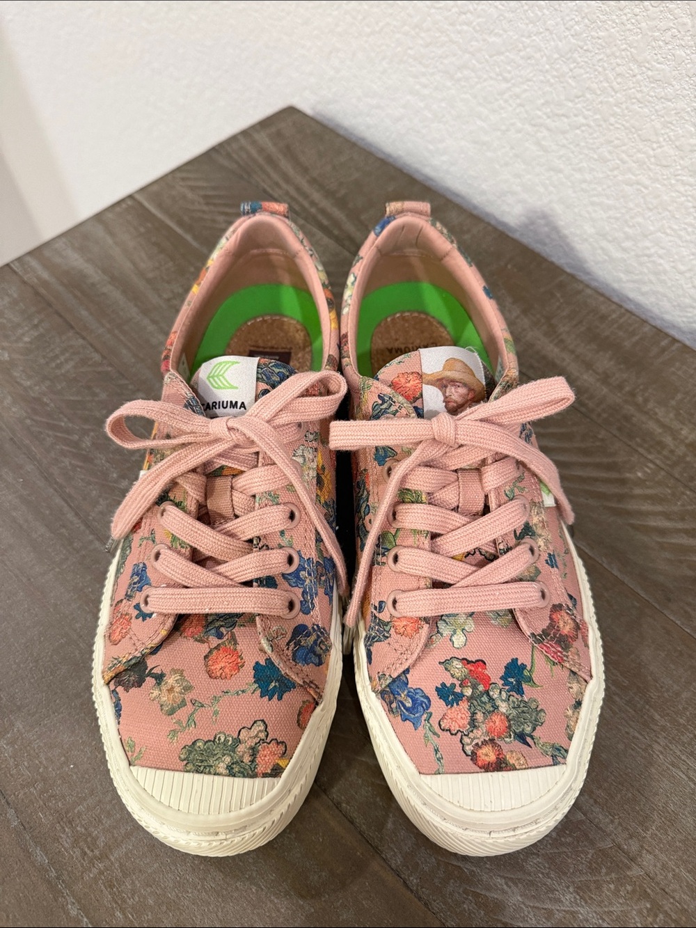 Cariuma Vincent Van Gogh Museum Amsterdam Floral Canvas Sneakers
